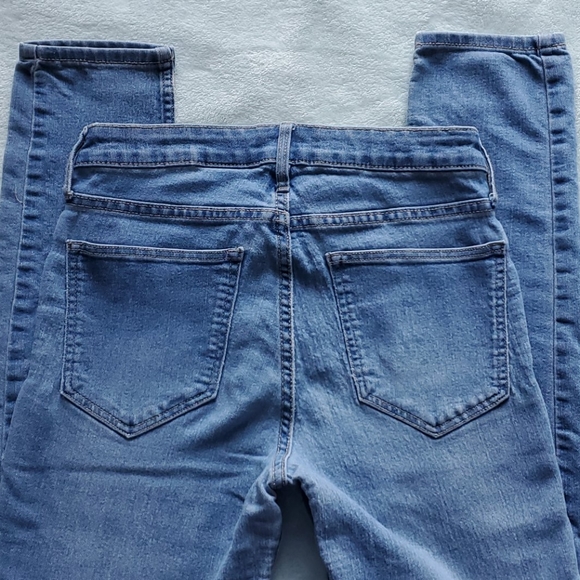H&M Skinny Ankle length Jeans - Picture 3 of 5